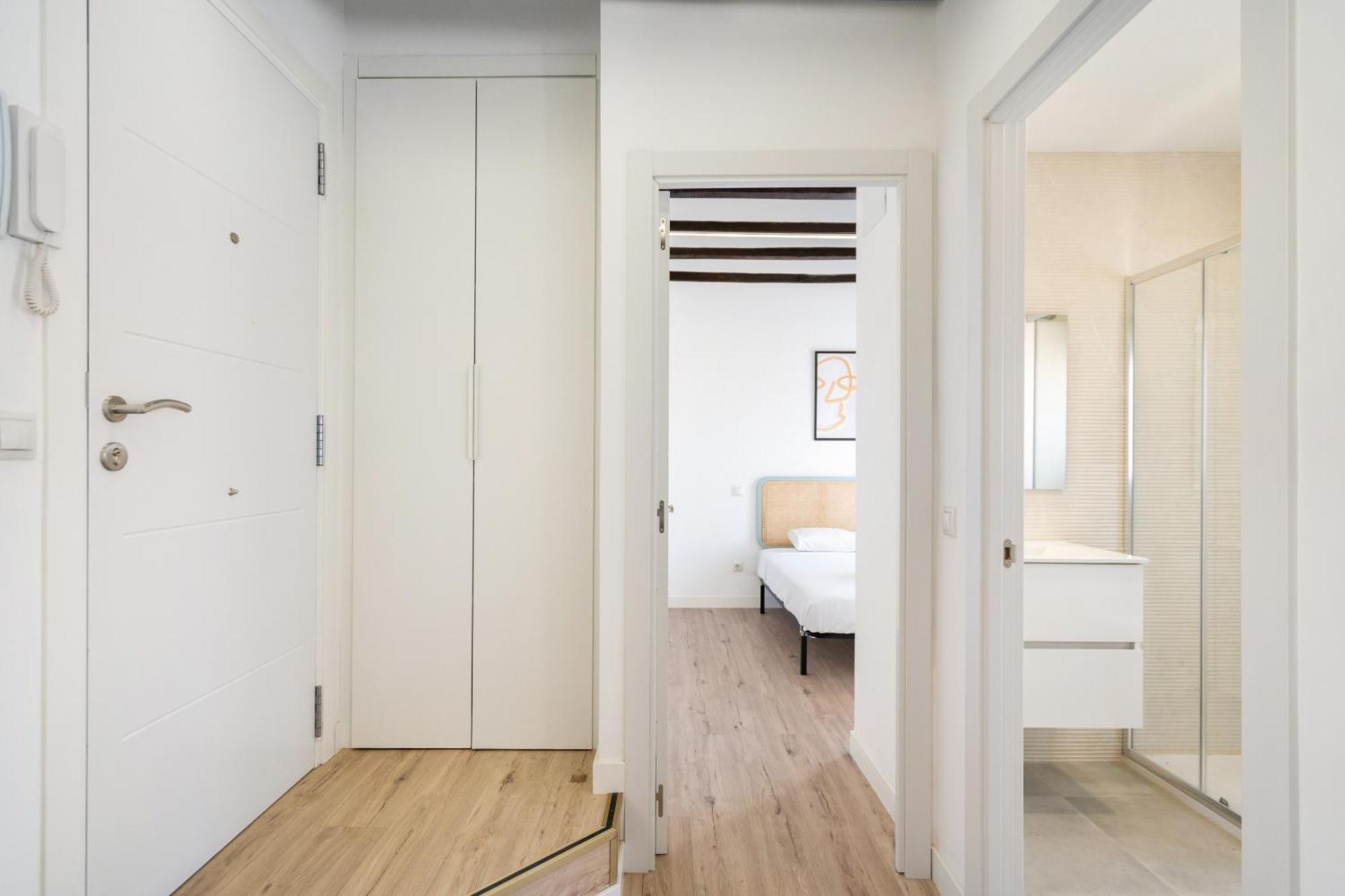 Apartamentos En La Avda De La Albufera Alquiler Temporal Madrid Buitenkant foto